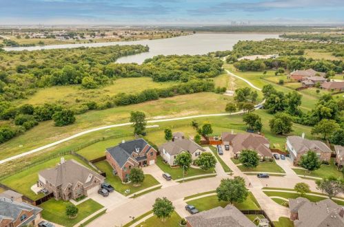 5840 Lamb Creek Dr, Fort Worth, TX 76179-7530