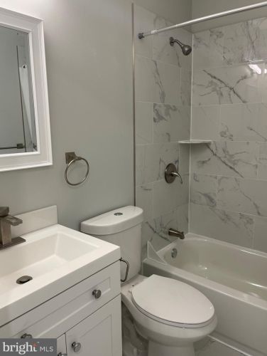 624 42 St, Philadelphia PA 19104-1468 exterior