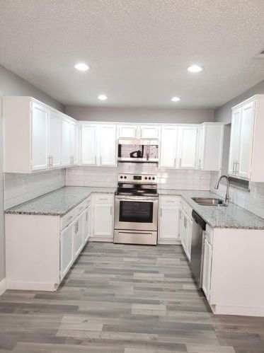 2910 Menlo Park Ln, Carrollton, TX 75007-5072