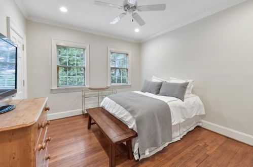 1124 Berkshire Rd, Atlanta GA  30306-3002 exterior