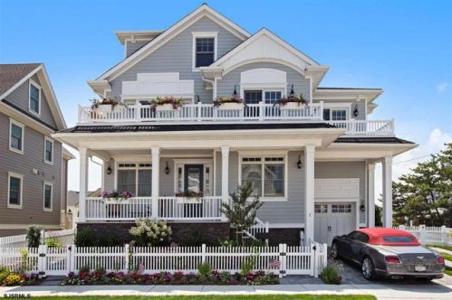 2 Manor Ave, Atlantic City, NJ 08403-1350