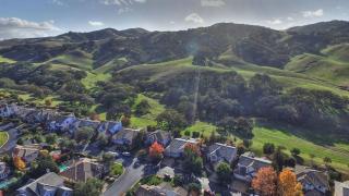3459 Gravina Pl, Pleasanton, CA 94566-6272