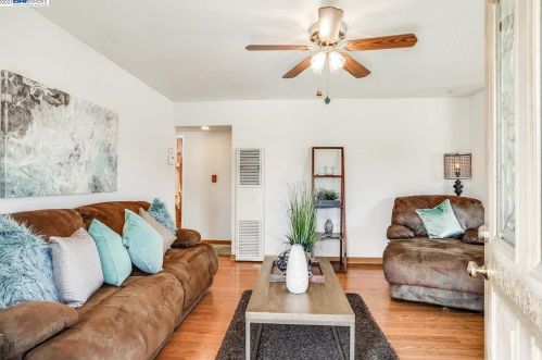 36670 Beutke Dr, Newark, CA 94560-2954
