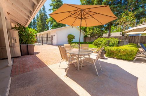 1275 Daubenberger Rd, Turlock, CA 95380-9146