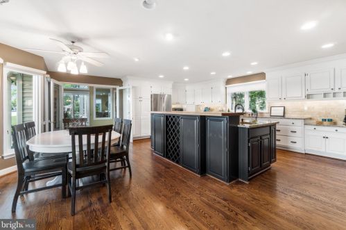 1258 River Rd, Shady Side MD 20764-9694 exterior