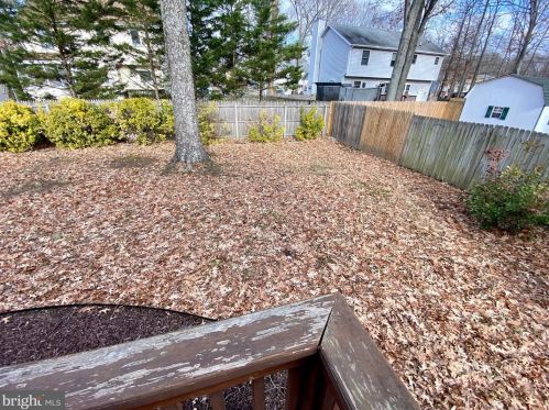 1304 Avalon Blvd, Shady Side MD 20764-9683 exterior