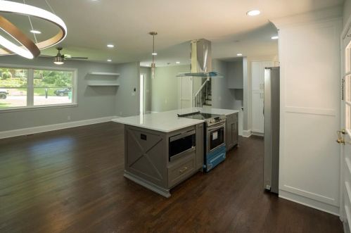 1733 Holly Ln, Atlanta GA  30329-3523 exterior