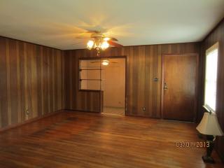 109 Delaware Ave, Warner Robins GA  31093-2379 exterior