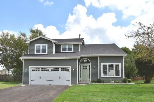 1221 Hillsboro Dr, Batavia, IL 60510-9310