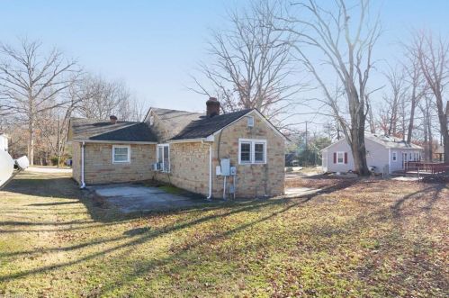 311 High St, Eden, NC 27288-4211