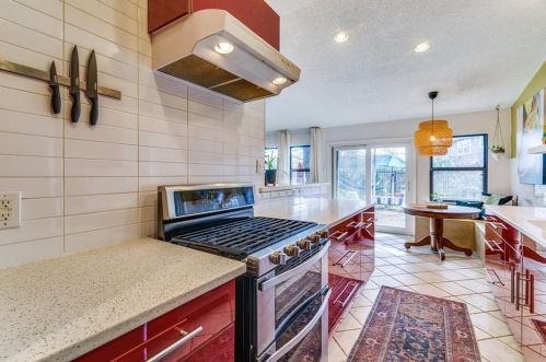 8714 Charing Cross Ln, Dallas TX  75238-3811 exterior