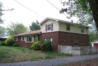 703 Sylvian Dr, Lafayette, TN 37083-1924
