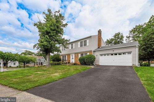 626 Worchester St, Herndon, VA 20170-3139