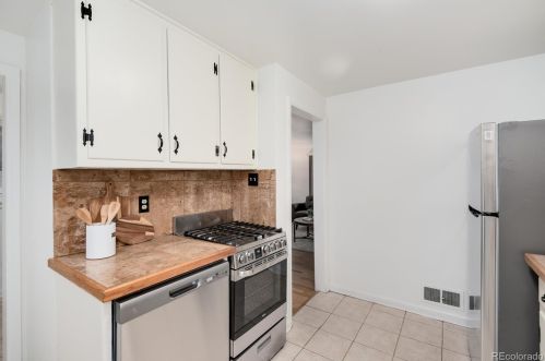 920 Eliot St, Denver CO 80219-3532 exterior