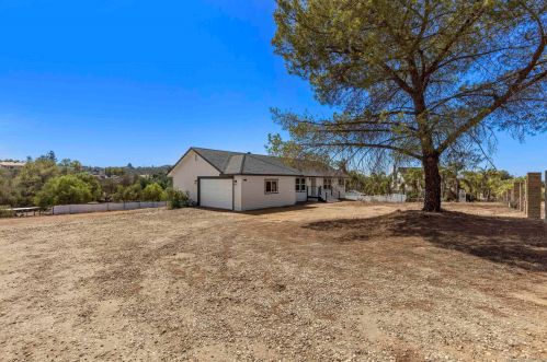 15323 Rosette Run, Valley Center, CA 92082-3842