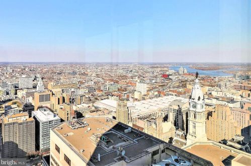 50 16th St, Philadelphia PA  19102-2516 exterior