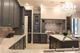4923 Amigo Ave, Los Angeles CA  91356-4505 exterior