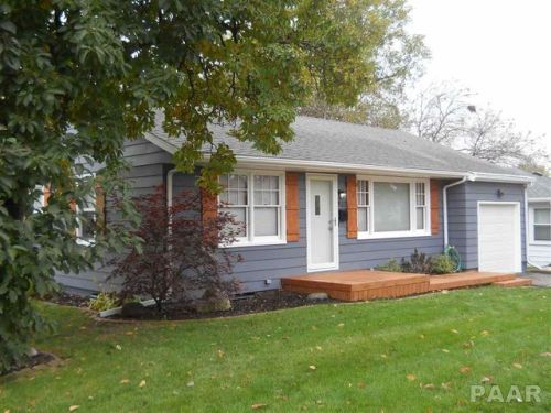 1522 Charlotte St, Pekin IL  61554-3732 exterior