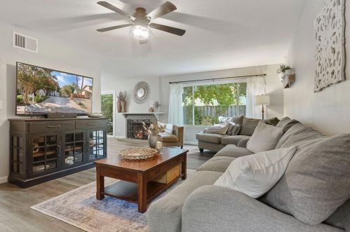 2459 Dos Rios Dr, San Ramon, CA 94583-1714