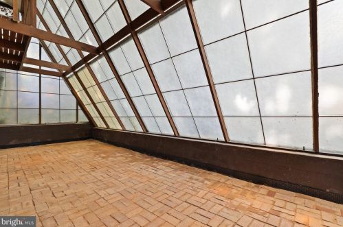 15309 Peach Orchard Rd, Silver Spring MD 20905-4338 exterior