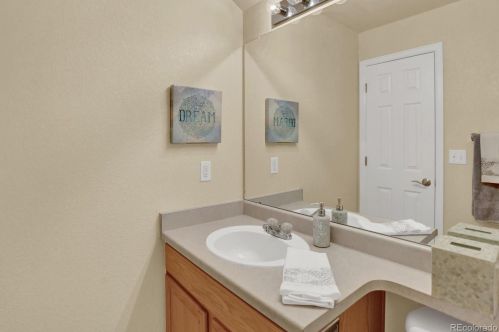 20465 Orch Pl, Aurora CO 80016-3891 exterior