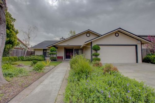 520 Cormorant Dr, Modesto, CA 95354-1672