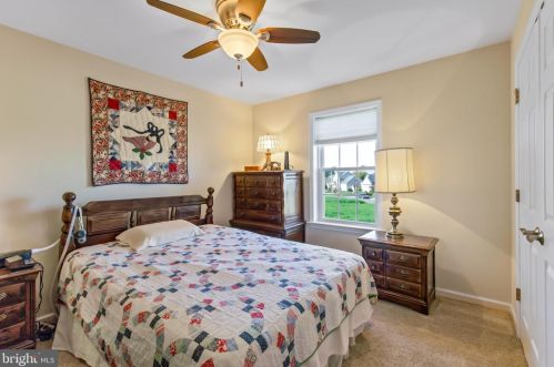 2360 Vw Dr, Lancaster PA  17602-1016 exterior