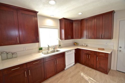 5142 La Sierra Ave, Riverside, CA 92505-2527