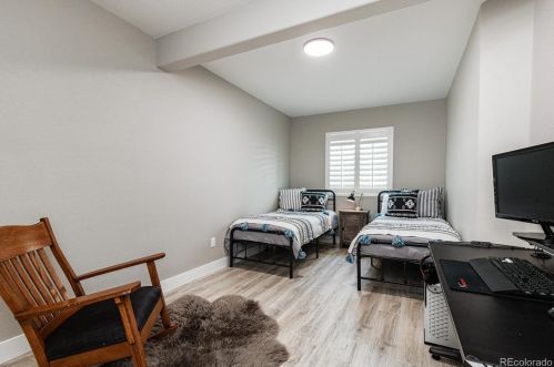 27938 Clifton Pl, Denver CO  80016 exterior