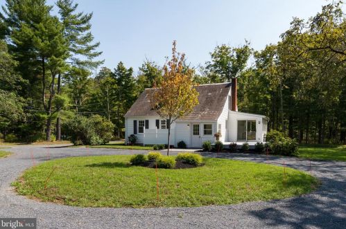 715 Cherry Valley Rd, Princeton NJ  08540-7920 exterior