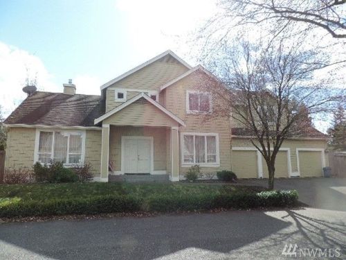 15521 61st Ct, Redmond, WA 98052-4841