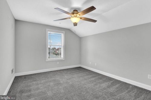 180 3rd St, Hanover PA  17331-2325 exterior