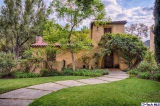 1854 Mountain St, Pasadena, CA 91104-4014