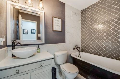 5816 Mirror Ridge Dr, Fort Worth TX  76179-7225 exterior