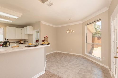 2221 Grinelle Dr, Plano, TX 75025-2452