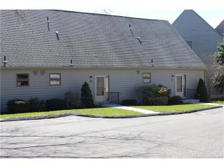 22 Hallmark Hill Dr, Wallingford, CT 06492-3450
