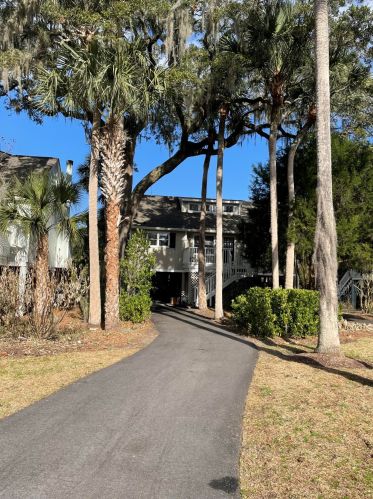 506 Cobby Creek Ln, Johns Island, SC 29455-6148