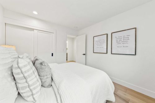 1335 Dunnock Way, Sunnyvale CA  94087-3441 exterior