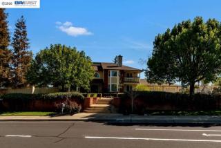 1832 Altair Ave, Livermore, CA 94550-6351