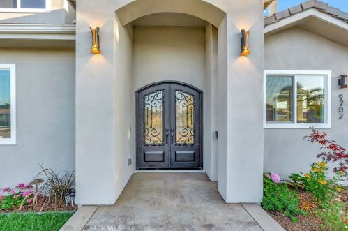 9702 Crosby Ave, Garden Grove, CA 92844-1610