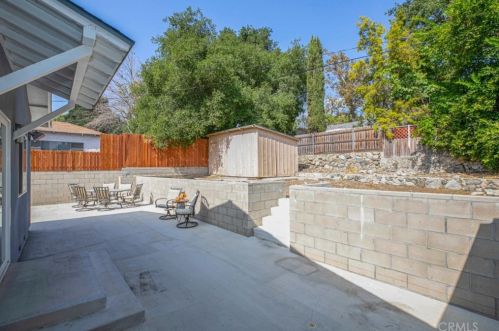 3521 Encinal Ave, Glendale CA 91214-2415 exterior