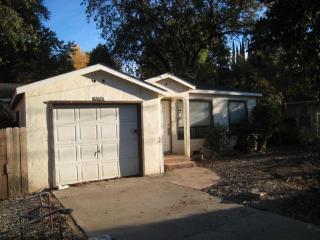 2625 Freebridge St, Redding, CA 96001-3630