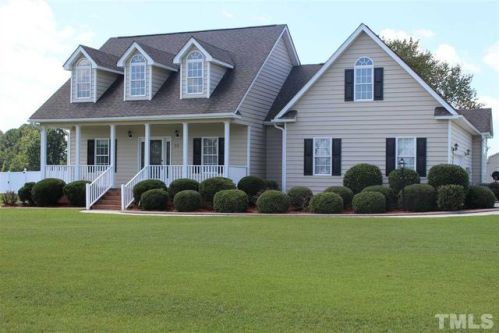 95 Cottle Lake Dr, Coats, NC 27521-8205