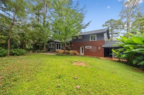 3904 Gladney Dr, Atlanta GA  30340-4618 exterior