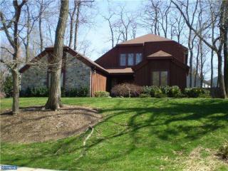 41 Woodlane Rd, Trenton, NJ 08648-5543