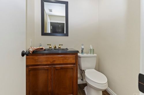 602 Via Zapata, Riverside CA  92507-6424 exterior