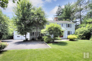 26 Great Hill Rd, Tokeneke, CT 06820-4801