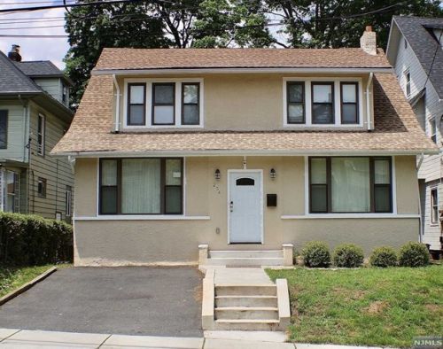 254 Summit Ave, Bogota, NJ 07603-1440