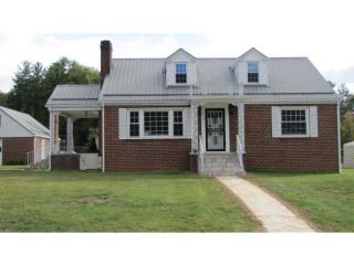 410 Main St, Hampton, TN 37658-3250
