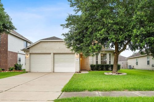 1030 Bahia Vis Dr, Richmond TX 77406-2850 exterior